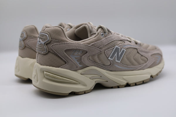 New Balance 725 ML725BC