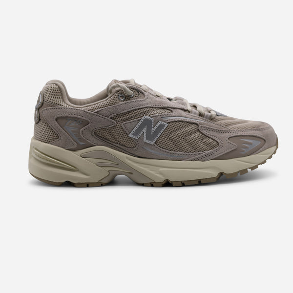 New Balance 725 ML725BC