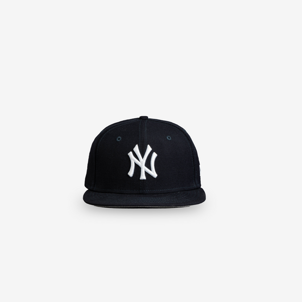 OG 59/50 FITTED HAT. YANKEE BLUE/ WHITE 